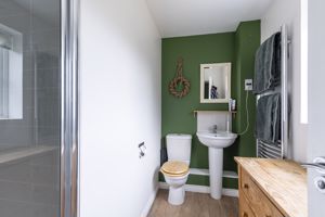 Photo 32- click for photo gallery